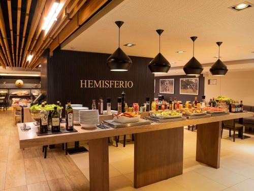 Restoran, Mercure Concepción (Ex Atton) in Concepcion Restoran, Mercure Concepción (Ex Atton) in Concepcion