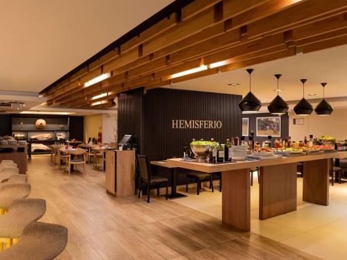 Restoran, Mercure Concepción (Ex Atton) in Concepcion Restoran, Mercure Concepción (Ex Atton) in Concepcion