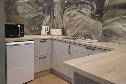 Studio - Sleeps 4 - Garden - Parking - Wifi in Блессінгтон Studio - Sleeps 4 - Garden - Parking - Wifi in Блессінгтон