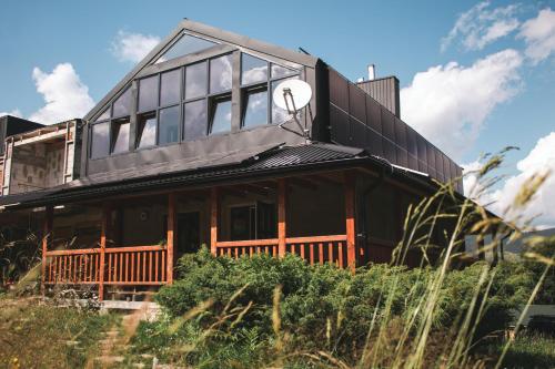 Bilyi Slon Gadzhyna in Verhovyna Bilyi Slon Gadzhyna in Verhovyna