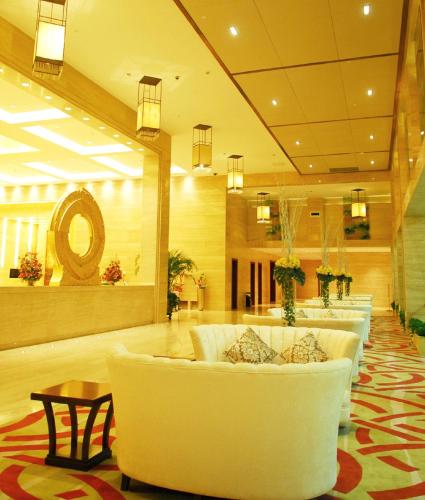 This photo about Bolong Lakeview Resort shared on HyHotel.com