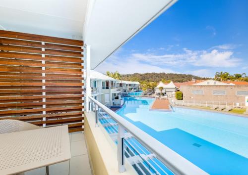 Balcony/terrace, Oaks Port Stephens Pacific Blue Resort in Port Stephens Balcony/terrace, Oaks Port Stephens Pacific Blue Resort in Port Stephens