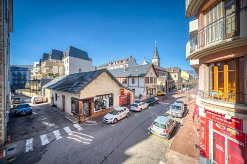 Refuge Savoyard à 5 min de la gare de Chambéry (Refuge Savoyard a 5 min de la gare de Chambery) in Chambery Refuge Savoyard à 5 min de la gare de Chambéry (Refuge Savoyard a 5 min de la gare de Chambery) in Chambery