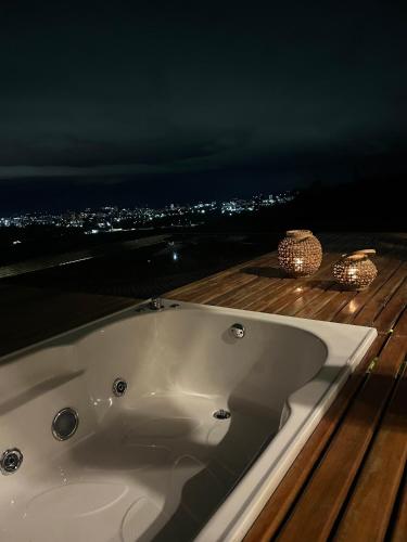 Pezsgőfürdő, Glamping Santuario Quindio in Calarca Pezsgőfürdő, Glamping Santuario Quindio in Calarca