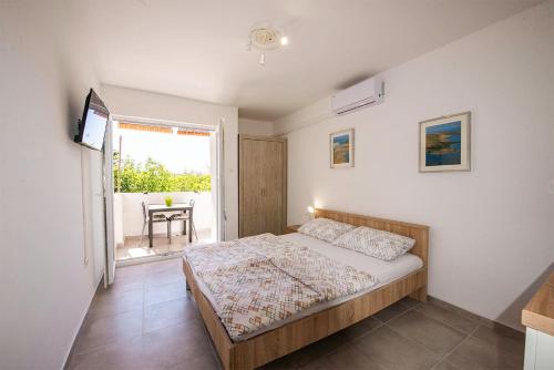 Studio apartment Georgina in Gajac Studio apartment Georgina in Gajac