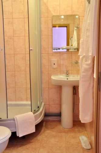 This photo about Alexander House Sport shared on HyHotel.com