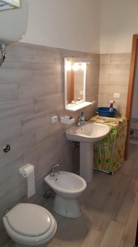Bathroom, King Apartment in Torino Di Sangro Bathroom, King Apartment in Torino Di Sangro