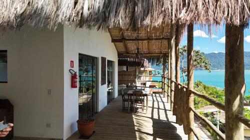 Villa Girassol in Praia do Veloso Villa Girassol in Praia do Veloso