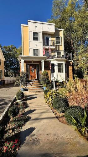 Lacoco Suite in Cranford (NJ) Lacoco Suite in Cranford (NJ)