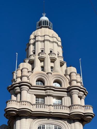 Ventanas al Palacio Barolo, Avenida de Mayo in Buenos Aires Ventanas al Palacio Barolo, Avenida de Mayo in Buenos Aires