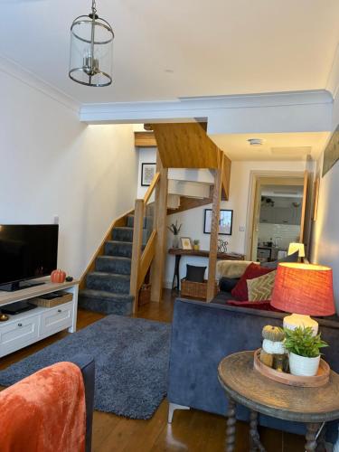 Létesítmények, Tŷ Twt (Ty Twt) in Pontardawe Létesítmények, Tŷ Twt (Ty Twt) in Pontardawe