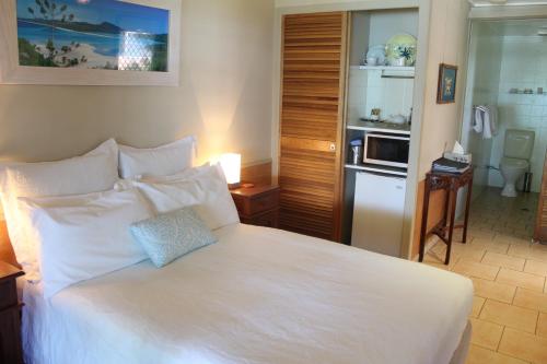 This photo about Whitsunday Moorings B&B shared on HyHotel.com