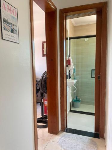 Bathroom, Apartamento Praia da Enseada Guaruja-SP - otima localizacao 7 mins da praia in Enseada Bathroom, Apartamento Praia da Enseada Guaruja-SP - otima localizacao 7 mins da praia in Enseada