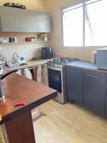 Kitchen, Apartamento Praia da Enseada Guaruja-SP - otima localizacao 7 mins da praia in Enseada Kitchen, Apartamento Praia da Enseada Guaruja-SP - otima localizacao 7 mins da praia in Enseada