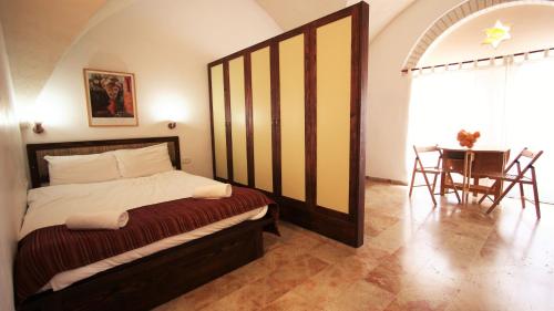 The Market Courtyard Suites Apartment in Jerusalem The Market Courtyard Suites Apartment in Jerusalem