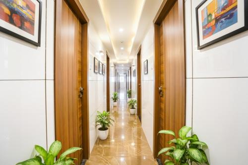ردهة, FabHotel Shubham Inn - Nr. Jain Mandir, Bhandup West in بهاندوب ردهة, FabHotel Shubham Inn - Nr. Jain Mandir, Bhandup West in بهاندوب