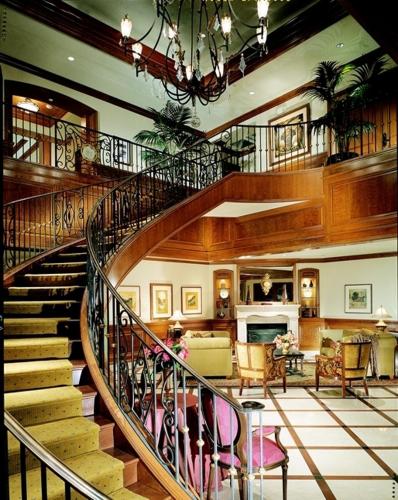Előcsarnok, The Rose Hotel in Pleasanton Előcsarnok, The Rose Hotel in Pleasanton