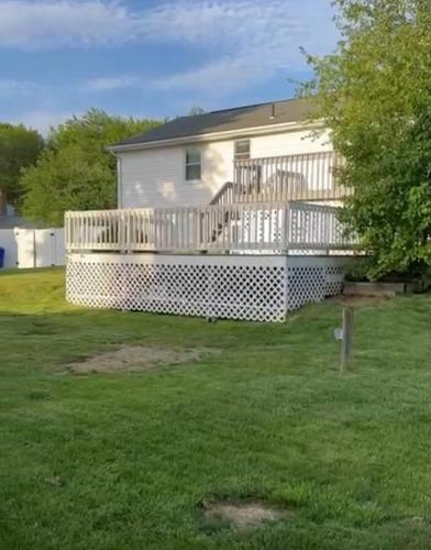 Cozy Family Room in Enfield Cozy Family Room in Enfield