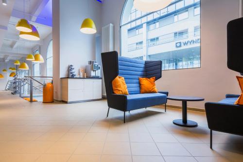 Lobby, a&o Salzburg Hauptbahnhof in Salzburg Lobby, a&o Salzburg Hauptbahnhof in Salzburg