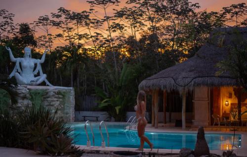 Kasa Uh May-Tulum in Macario Gomez Kasa Uh May-Tulum in Macario Gomez