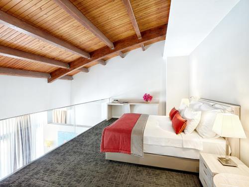 PIRIL HOTEL THERMAL BEAUTY SPA in Cesme PIRIL HOTEL THERMAL BEAUTY SPA in Cesme