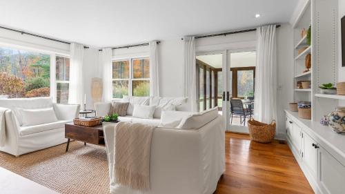 Létesítmények, Modern Berkshires Farmhouse w Porch Fireplace Views Beaver Creek by AvantStay in Stockbridge Létesítmények, Modern Berkshires Farmhouse w Porch Fireplace Views Beaver Creek by AvantStay in Stockbridge