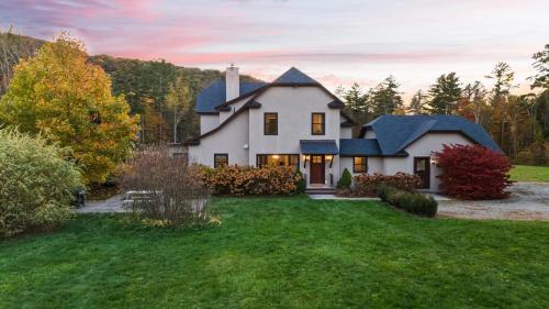 Létesítmények, Modern Berkshires Farmhouse w Porch Fireplace Views Beaver Creek by AvantStay in Stockbridge Létesítmények, Modern Berkshires Farmhouse w Porch Fireplace Views Beaver Creek by AvantStay in Stockbridge