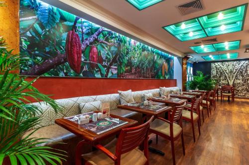 مطعم, Grand Hotel Guayaquil, an Ascend Collection Hotel in جواياكيل مطعم, Grand Hotel Guayaquil, an Ascend Collection Hotel in جواياكيل