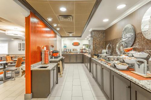 Food and beverages, Inn at the Peachtrees, an Ascend Collection Hotel in Atlanta (GA) Food and beverages, Inn at the Peachtrees, an Ascend Collection Hotel in Atlanta (GA)