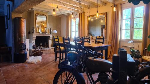 Exterior view, Domaine Cassin 47 - Lavergne in Lavergne Exterior view, Domaine Cassin 47 - Lavergne in Lavergne