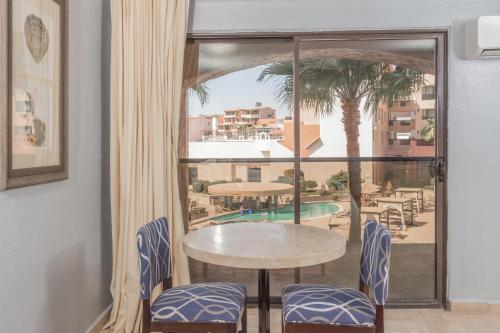Nattklubb/DJ, Peñasco del Sol Hotel & Conference Center-Rocky Point in Puerto Penasco Nattklubb/DJ, Peñasco del Sol Hotel & Conference Center-Rocky Point in Puerto Penasco