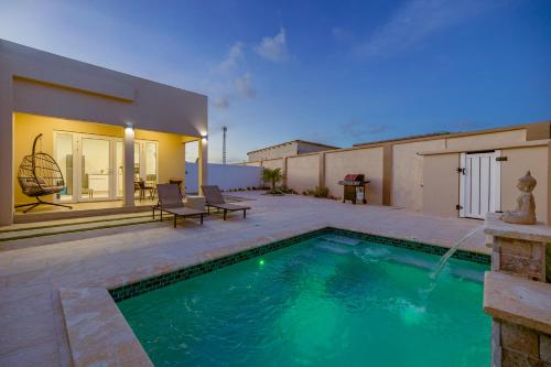 Näkymä, Stylish & Sunny Home Mins to Beach and Private Pool! in Muu Näkymä, Stylish & Sunny Home Mins to Beach and Private Pool! in Muu