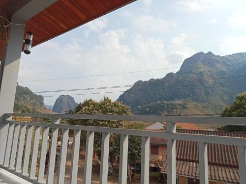 KHOUNVILAI Guesthouse in Nong Khiaw KHOUNVILAI Guesthouse in Nong Khiaw