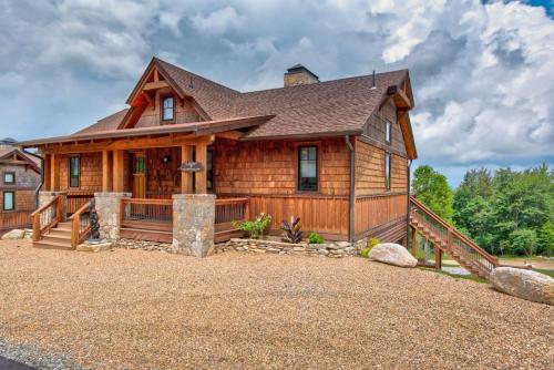 Lucky 7 at Eagles Nest in بانر الك Lucky 7 at Eagles Nest in بانر الك