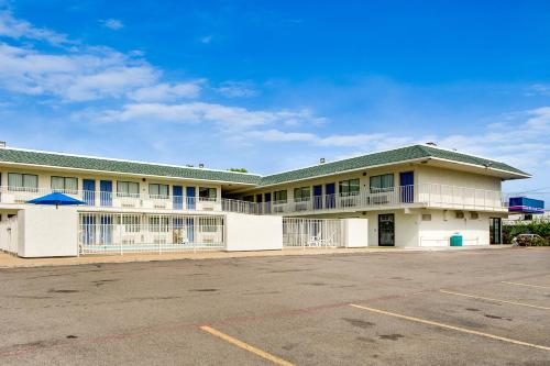 Bejárat, Avera Suites in Muskogee (Oklahoma) Bejárat, Avera Suites in Muskogee (Oklahoma)