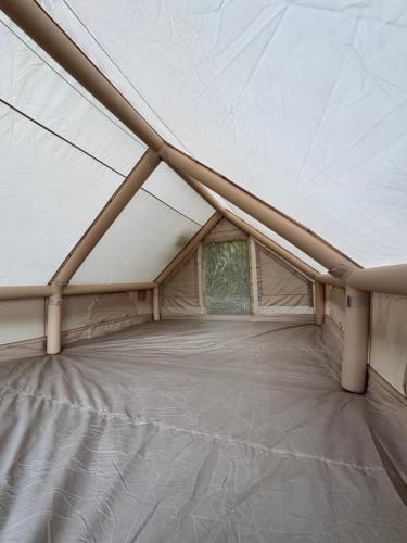 Moorea camping Valley in 茉莉亞島中部 Moorea camping Valley in 茉莉亞島中部