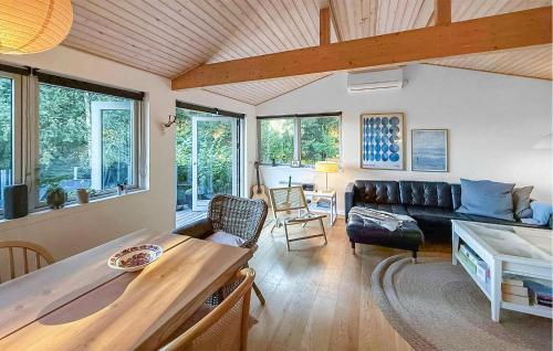 Kitchen, 3 Bedroom Pet Friendly Home In Ebeltoft in Krakaer Kitchen, 3 Bedroom Pet Friendly Home In Ebeltoft in Krakaer