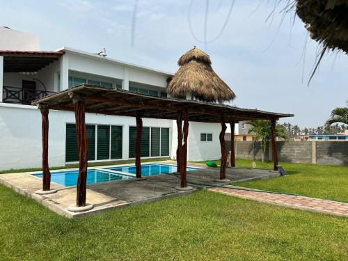 Beautiful Beach House in Los Mogotes Beautiful Beach House in Los Mogotes