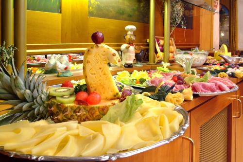 Comida y bebida, Heidekonig Hotel Celle in Celle City Center Comida y bebida, Heidekonig Hotel Celle in Celle City Center