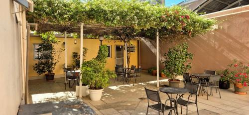 設施, 太陽門酒店 (Hotel Puerta del Sol) in 門多薩市中心 設施, 太陽門酒店 (Hotel Puerta del Sol) in 門多薩市中心