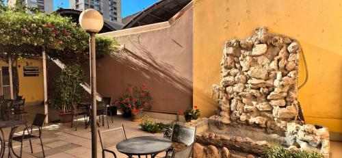 設施, 太陽門酒店 (Hotel Puerta del Sol) in 門多薩市中心 設施, 太陽門酒店 (Hotel Puerta del Sol) in 門多薩市中心