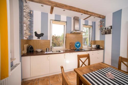 This photo about Villa Mare Apartamenty shared on HyHotel.com