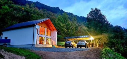 A szálláshely kívülről, The Nest on the Hill in Marisel A szálláshely kívülről, The Nest on the Hill in Marisel