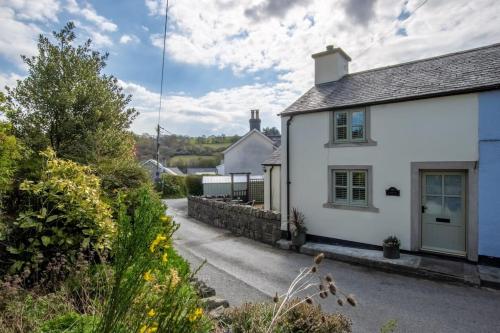 Stunning Country Cottage in Gwytherin Stunning Country Cottage in Gwytherin