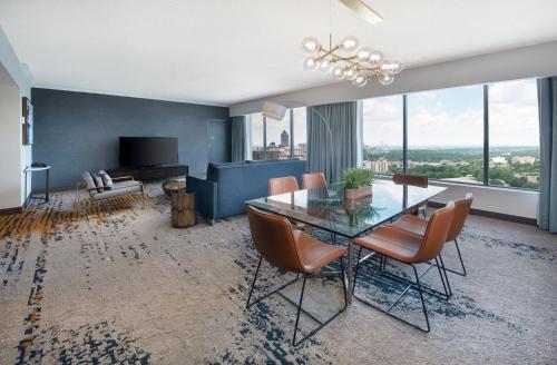 Faciliteter, Hilton Atlanta in Atlanta (GA) Faciliteter, Hilton Atlanta in Atlanta (GA)