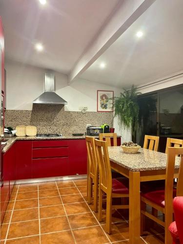 Kitchen, Casa meme in Marco De Canavezes Kitchen, Casa meme in Marco De Canavezes