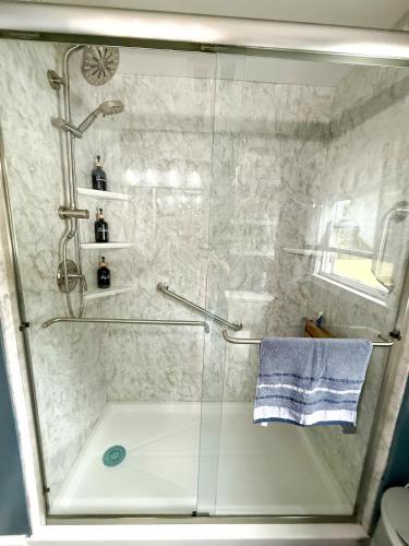 The Allard Getaway in Rocky Hill (CT) The Allard Getaway in Rocky Hill (CT)