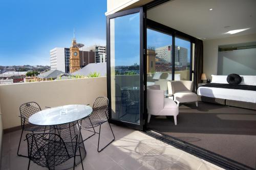 Balcony/terrace, Corporate Living Accommodation Hawthorn in Hawthorn Balcony/terrace, Corporate Living Accommodation Hawthorn in Hawthorn
