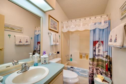 Lady Lake House with Lanai and Community Pool! in Lady Lake (Florida) Lady Lake House with Lanai and Community Pool! in Lady Lake (Florida)