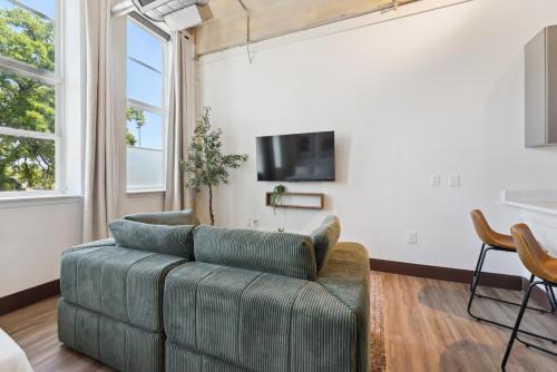 Faciliteiten, Chic City Escape Cozy Condo No 209 in Cedars Faciliteiten, Chic City Escape Cozy Condo No 209 in Cedars